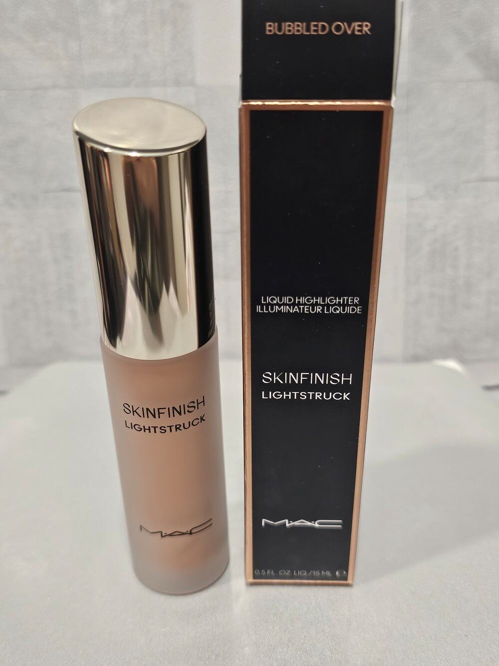 Bubbled Over -MAC Skinfinish Lightstruck Liquid Highlighter
